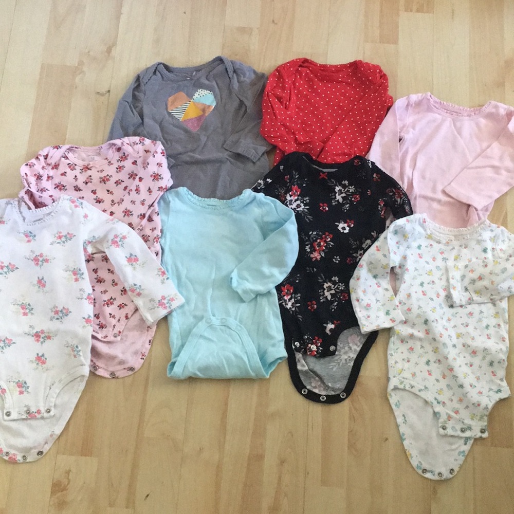 8 onesie Bundle